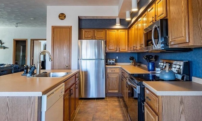Seven Springs Condominio | Seven Springs 4 BR Premium Condo, Deck with Views by RedAwning - Save 10% on 3 Nights, 15% on 5 Nights!