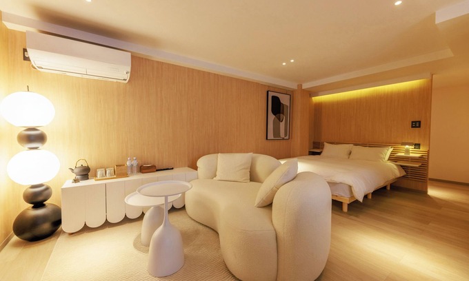 Shiba Apartamento | Several well-known attractions are located nearby, and free WiFi is provided throughout the hotel.