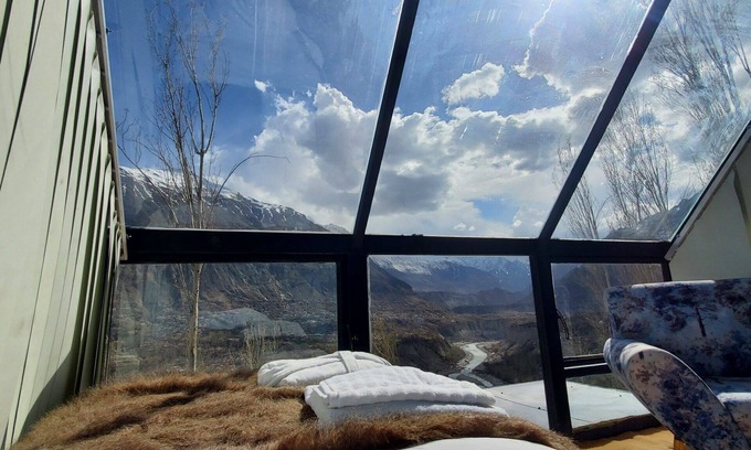 Hunza Chalet De Esquí | Eco-friendly Twin-Bed Chalet in Karimabad Hunza