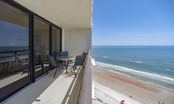 Ocean View Halifax Estates Apartamento | Seychelles 1405 - Daytona Beach Oceanfront Vacations, Inc