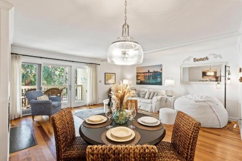 Isle of Palms Casa | SG7A: 7A Seagrove Villa