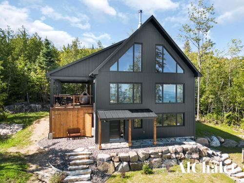 Petite-Riviere-Saint-Francois Casa | Shack saison - vue sur le fleuve avec spa
