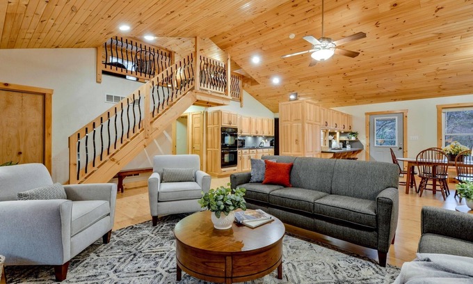 Blairs Mills Cabina | Shade Mountain Retreat - ¡Con bañera de hidromasaje! Duerme 22