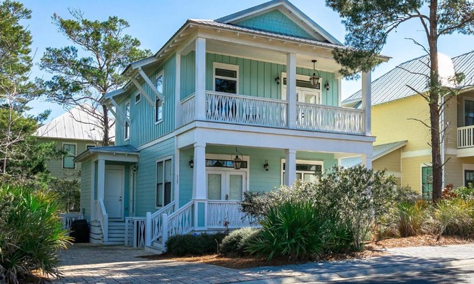 Lakeside at Blue Mountain Beach Casa | Shades of Blue - Beautiful 4 bedroom home in Blue Mountain Beach