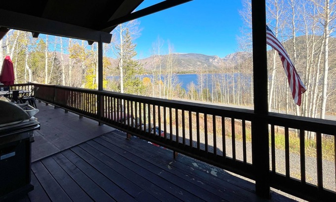 Grand Lake Chalet De Esquí | Shadow Mountain Chalet | Lake View | Hot Tub - Indoor / Outdoor