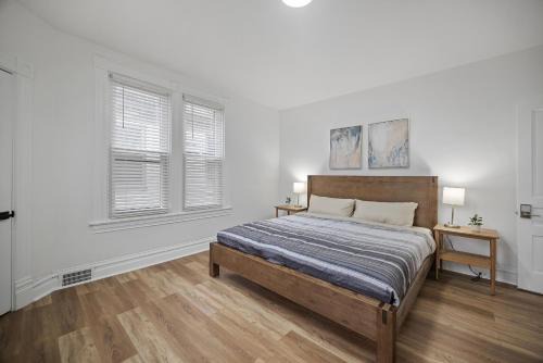 Shadyside Casa | Shadyside, Pittsburgh !E Modern and Bright Private Bedroom with Shared Bathroom