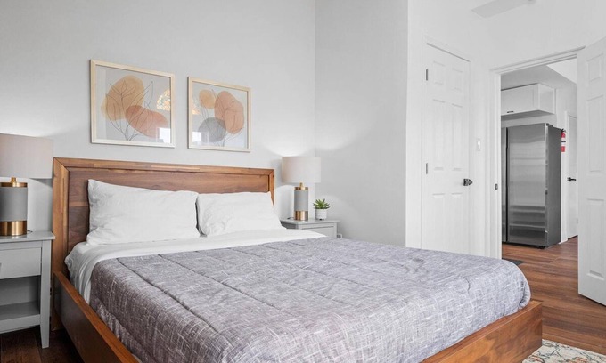 Shadyside Apartamento | Shadyside/Pittsburgh, Modern & Bright 1 Bedroom with Free Parking