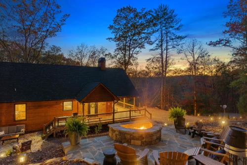 Mineral Bluff Casa | Shalom in the Wood