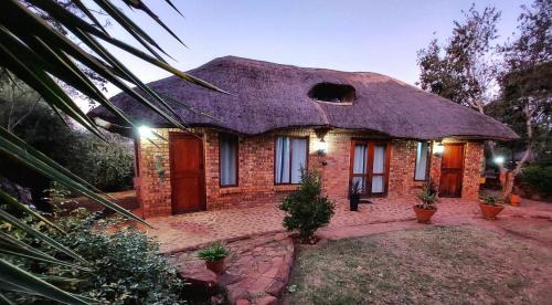 Maanhaarand Cabina | Shamba Yetu Mountain Lodge