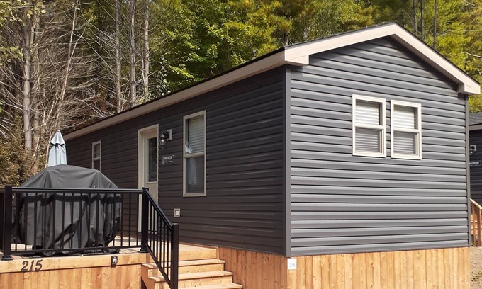Washago Casa | Shamrock Bay Resort Cottage