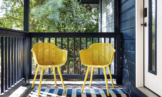 Charlotte Casa | Shamrock Stunner - Newly Renovated - Pet Friendly - Minutes to Midwood, NoDa, UT