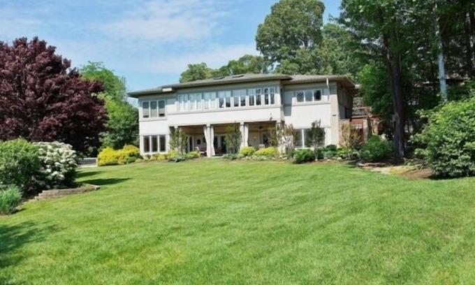 Penhook Casa | Shangri-la Beautiful setting, beautiful upscale home