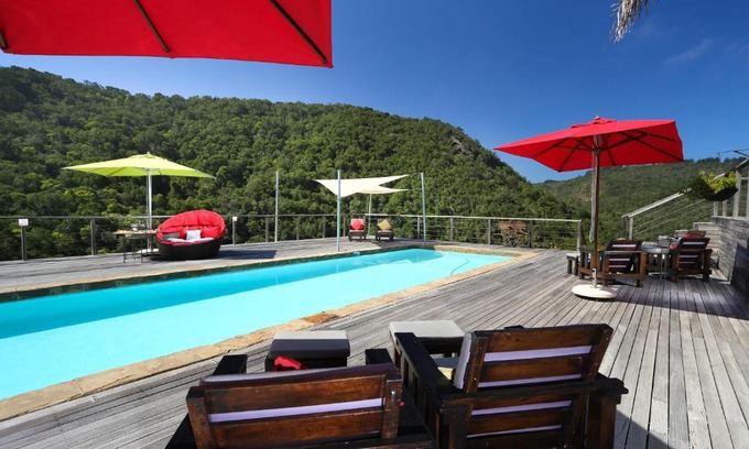 Hoekwil Casa | Shangri-La Manor