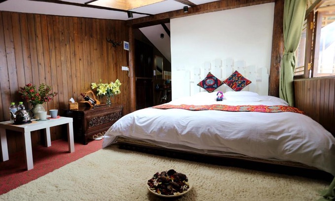 Shangri-La Casa | Shangri-La mid - mountain homestay