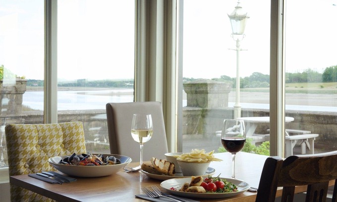 Hambleton Hotel | Shard Riverside Hotel, Bar & Restaurant