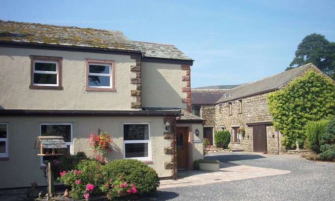 Penrith Cabaña | SHARP EDGE, pet friendly, with a garden in Mungrisdale