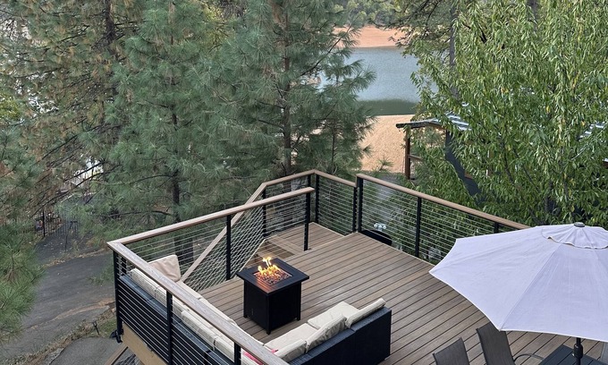 Lakehead Casa | Shasta Lake- Beautiful lake views