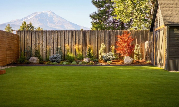 McCloud Cabina | Shasta View Lodge - Weddings - Retreats - Reunions