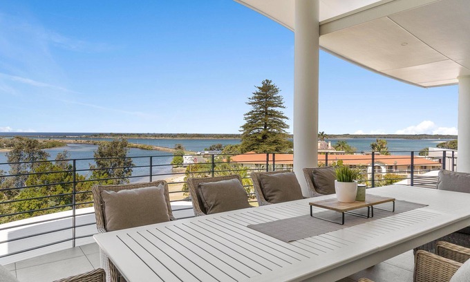 East Ballina Casa | Shawhaven - Luxurious Family Home