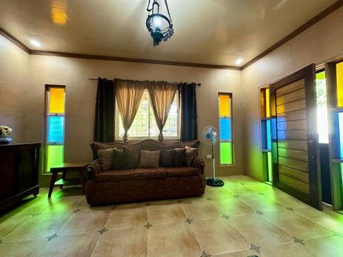 Capas Apartamento | Shawn's Transient House at New Clark City