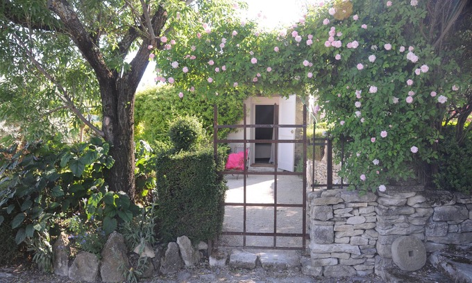 Forcalquier Otro | Cobertizo L Agaçon con piscina.