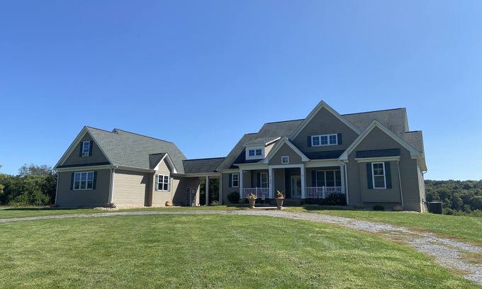 Stanley Casa | Shenandoah River Retreat
