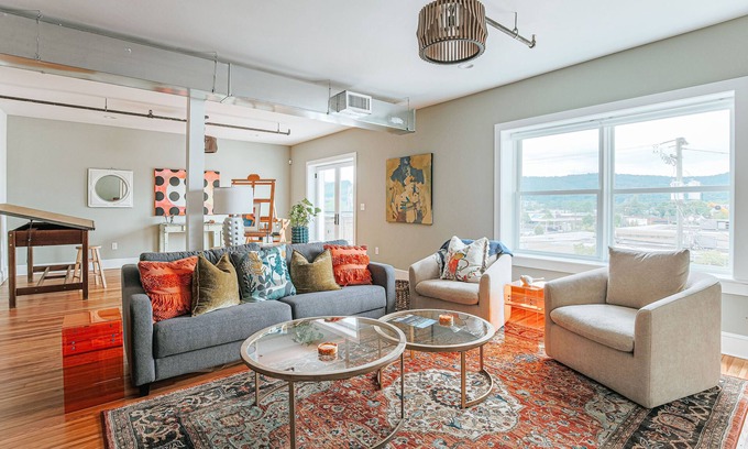 Waynesboro Apartamento | Shenandoah Valley Atelier-Apartamento-Baño Privado-Vista a la Montana