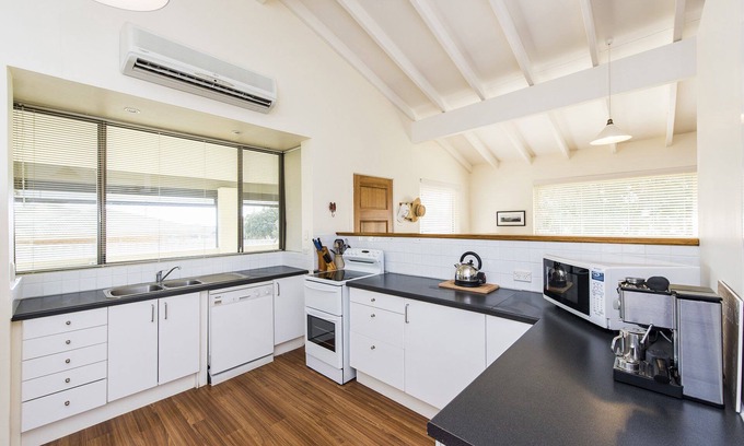 Ledge Point Casa | Sheoak on Wedge - Propiedad bien designada cerca de la playa