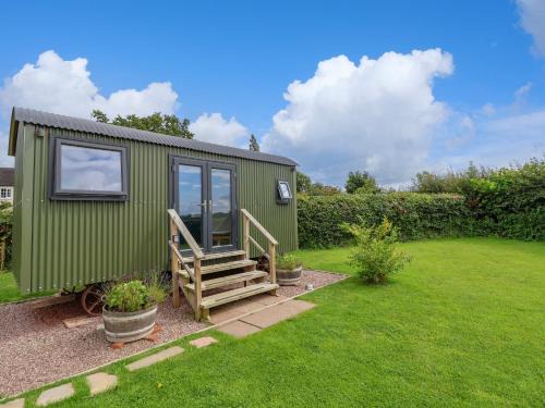 Overton-on-dee Casa | Shepherd's Hut