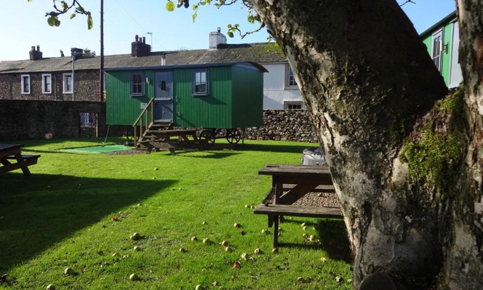 Wigton Casa | Shepherds Hut, Jamies Retreat, Bowness-on-Solway