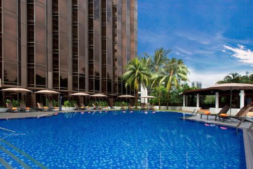 Newton Hotel | Sheraton Towers Singapore Hotel