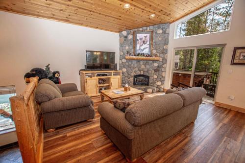 Tahoma Casa | Sherman By Hauserman Rentals