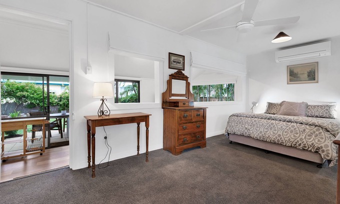 Sherwood Cabaña | Sherwood Cottage. Pets. 2 beds. Very private.