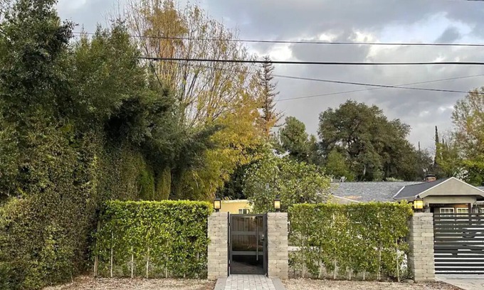 Northridge Casa | "Casa de huéspedes de dos pisos"