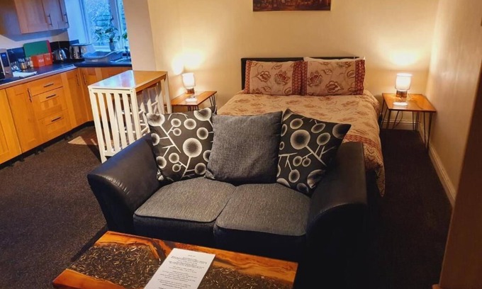 Boston Apartamento | Sherwood Studio Annexe Entire Property