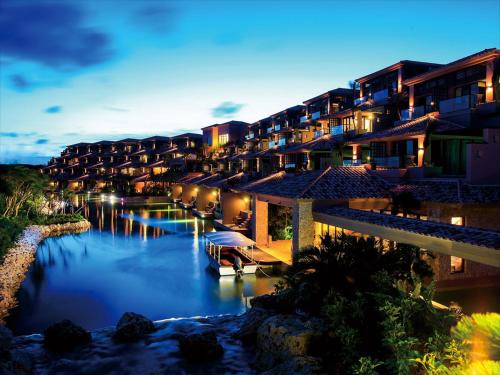 Ueno Complejo | Shigira Bayside Suite Allamanda