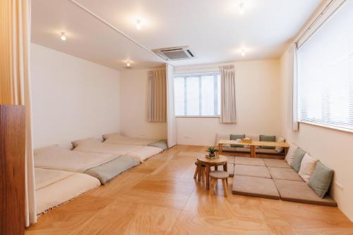 Kisarazu Casa | shimagumi house 海のそばの小さな貸切り宿