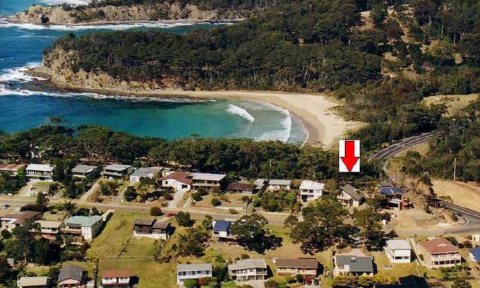 Malua Bay Casa | 'Shimoda' on Illabunda, McKenzies Beach