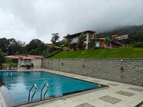 Kadadhe Casa | Shinde's Tikona Valley Farm