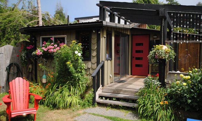 Tofino Apartamento | Shipwreck Cottage at Chesterman Beach