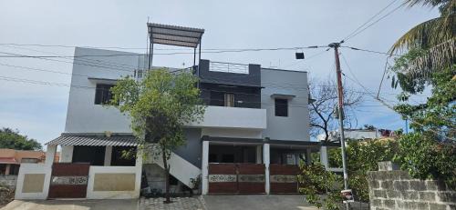Coimbatore Apartamento | SHIs Spandha Apartments Near Coimbatore Airport