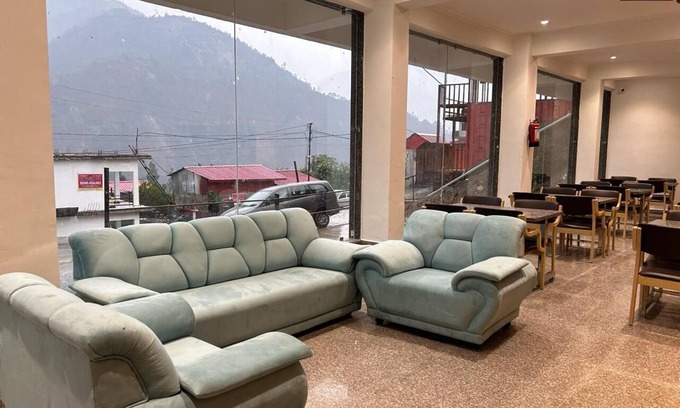 Guptkashi Hotel | Hotel Om Kedar