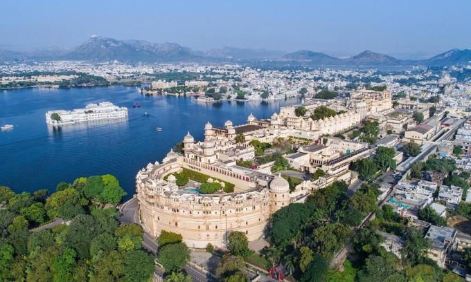 Udaipur City Centre Hotel | Shiv Niwas Palace by HRH Group of Hotels