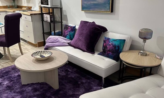 Fluker Cabaña | SHL- Lilac Wisteria Cottage