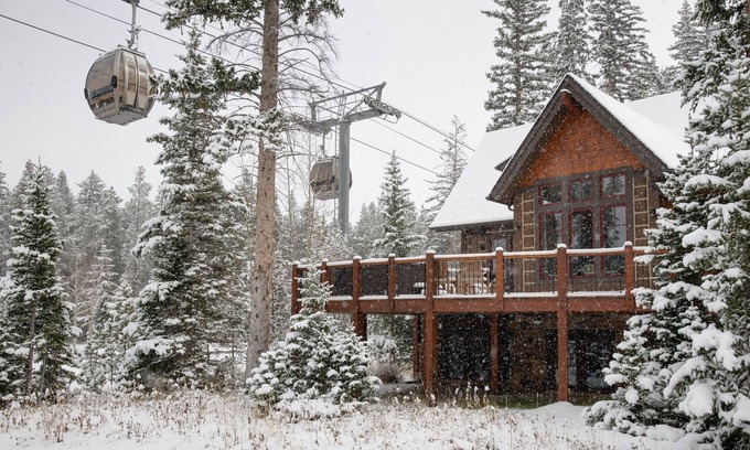 Peak 8 Chalet De Esquí | Shock Hill Chalet: 100 Yards to Mid-Station Gondola