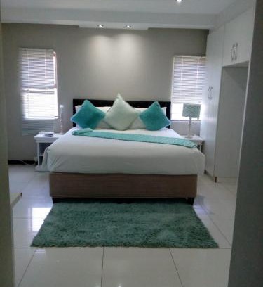 Umtata Cama Y Desayuno | Shoes guest house 2