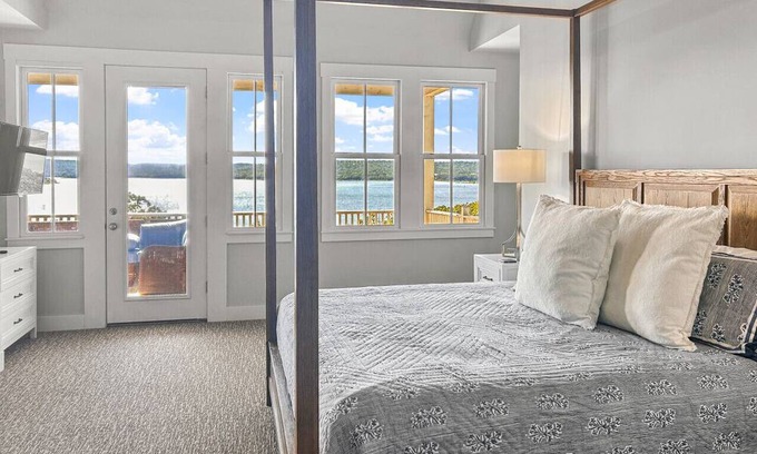 Eufaula Casa | Shore Enough, Carlton Landing! Lakeview for 12!