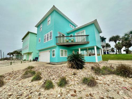 Sand Point Casa | Shore to Please
