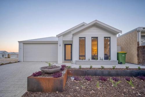 Dunsborough Casa | Shoreacres Retreat - Your next holiday in paradise