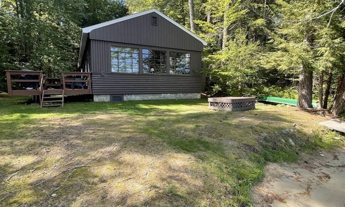 Bridgton Cabina | Shorefront on Highland Lake